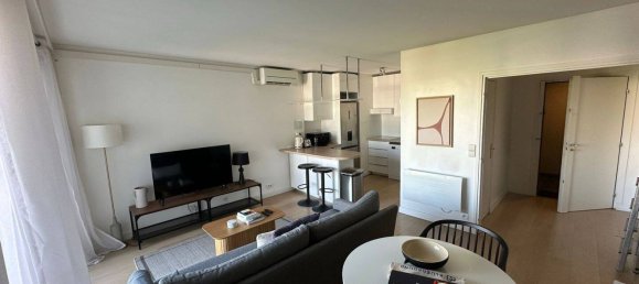 Studio in Neuilly-sur-Seine, France, Nr. 331521 4