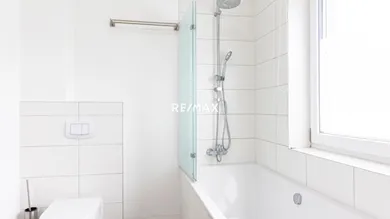 4 bedrooms Townhouse in Schwadorf, Austria No. 172260