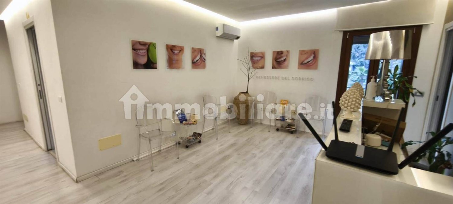 Apartamento T3 em Tremestieri Etneo, Italy N.º 325469
