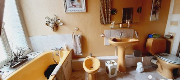 4 bedrooms House in Romilly-sur-Seine, France No. 269820 10