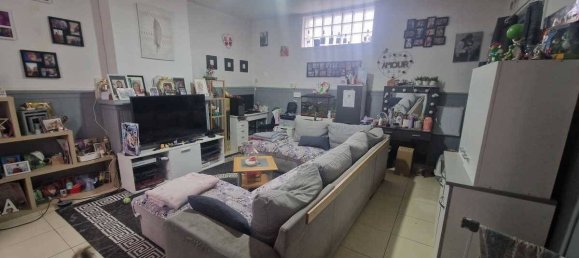 3 bedrooms House in Denain, France No. 192421 2