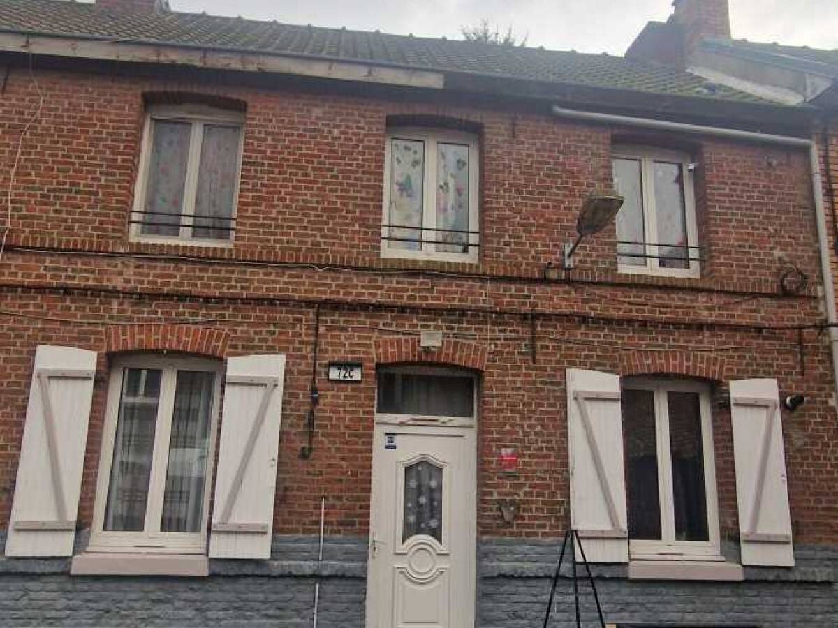 3 bedrooms House in Denain, France No. 192421