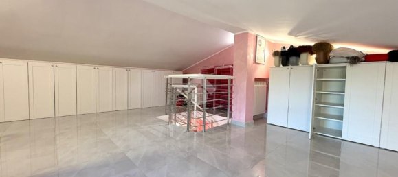 7 غرف نوم فيلا في Genzano di Roma, Italy رقم 342201 3