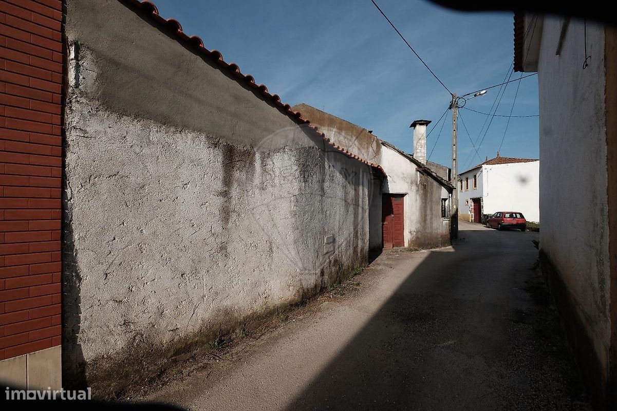 Дом с 3 спальнями в Вила Нова ди Пояриш, Португалия № 161795