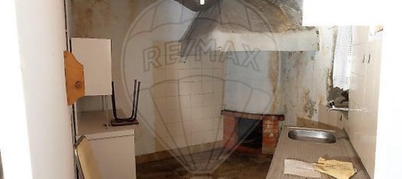 Дом с 3 спальнями в Вила Нова ди Пояриш, Португалия № 161795 3