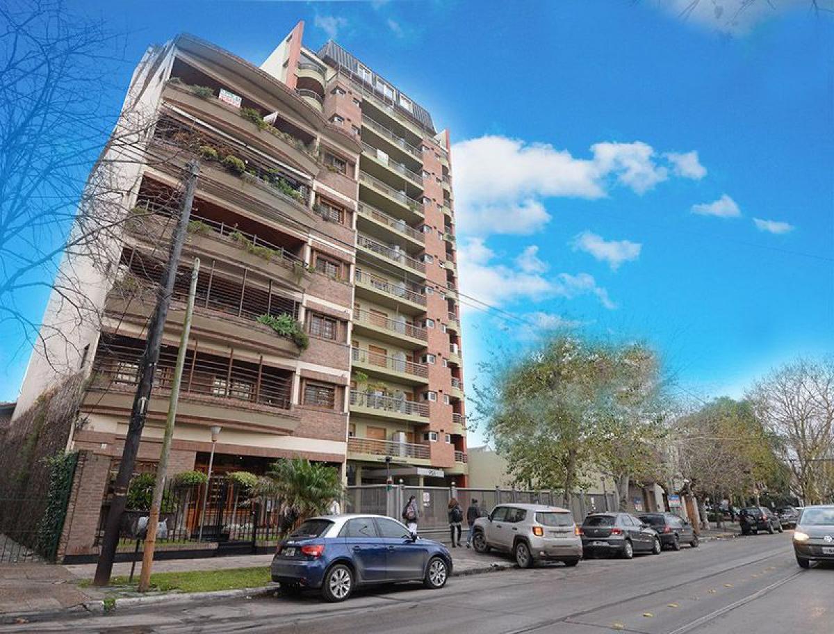 3 bedrooms Apartment in Quilmes, Argentina No. 10933