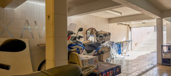 3 Schlafzimmer Haus in Colares, Portugal, Nr. 43054 30