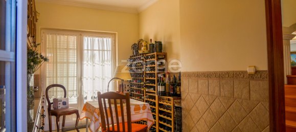 3 Schlafzimmer Haus in Colares, Portugal, Nr. 43054 17