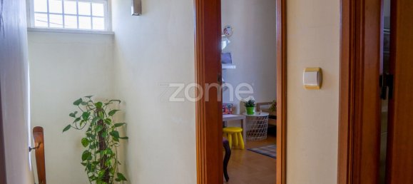 3 Schlafzimmer Haus in Colares, Portugal, Nr. 43054 21