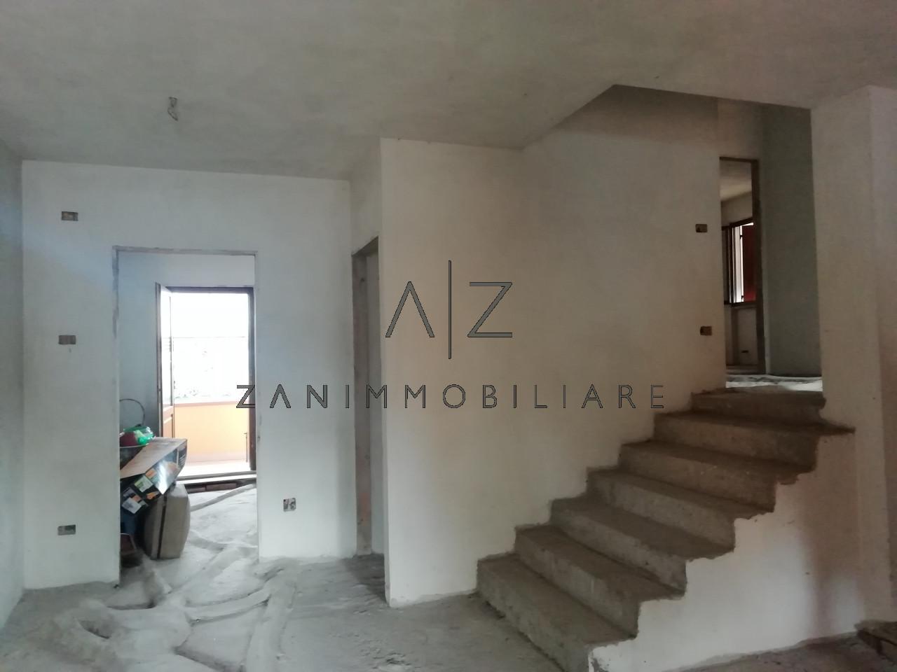 5 rooms Villa in Altivole, Italy No. 67075
