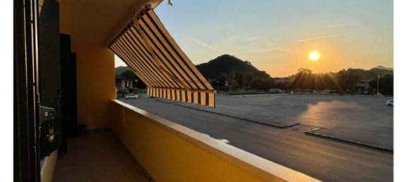 4 rooms Apartment in Teolo, Italy No. 104760 2