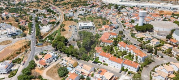 314m² Land in Portimao, Portugal No. 39281 5