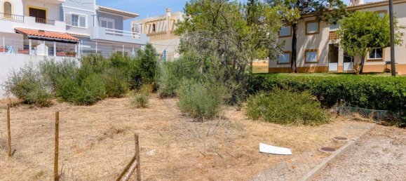 314m² Land in Portimao, Portugal No. 39281 3