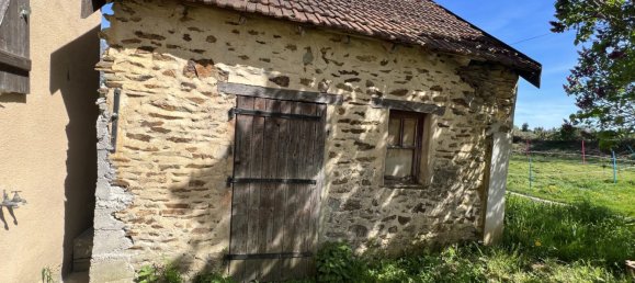 4 غرف نوم منزل في Saint-Priest-la-Marche, France رقم 57680 25