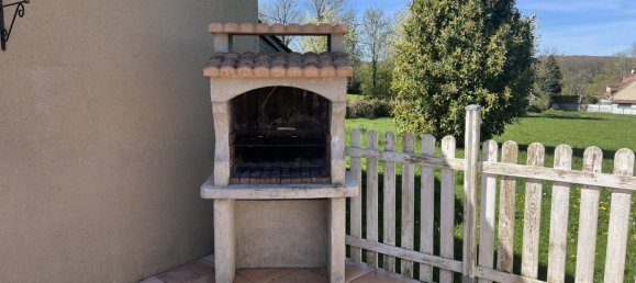 4 غرف نوم منزل في Saint-Priest-la-Marche, France رقم 57680 8