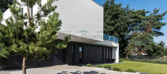  Land in Figino Serenza, Italy No. 362346 3