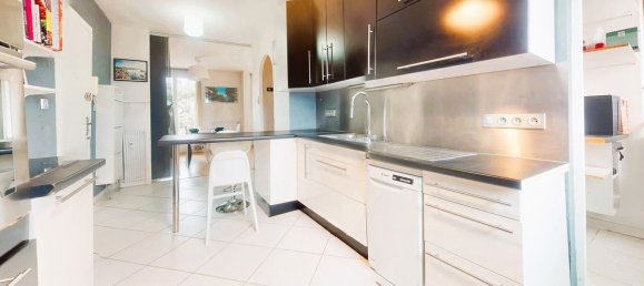 Apartamento de 2 dormitorios en Saint-Martin-d'Heres, France No. 263924 4