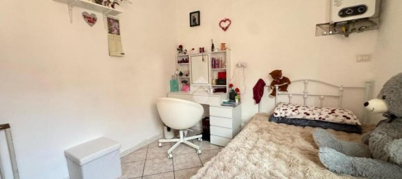 4-Zimmer Haus in Desio, Italy, Nr. 238283 8