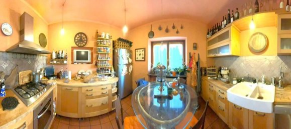 20 Schlafzimmer Haus in Arona, Italy, Nr. 372360 22