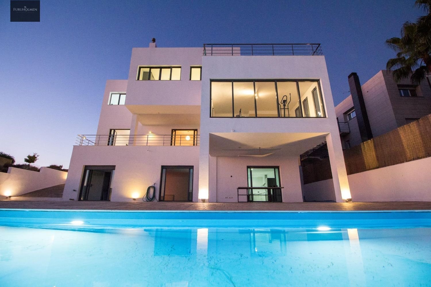 5 bedrooms House in La Zubia, Spain No. 209912