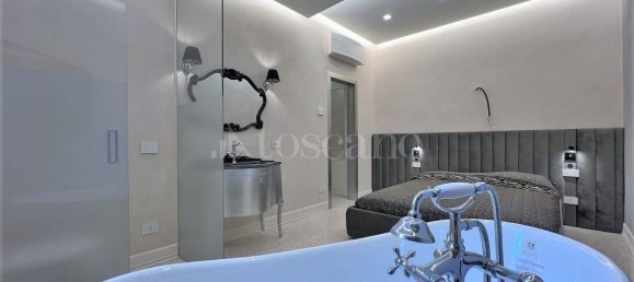 Вилла с 3 комнатами в Сирмионе, Италия № 79986 18