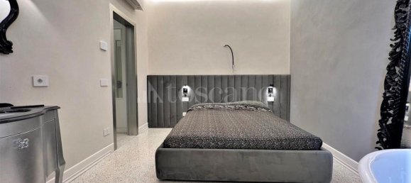 Вилла с 3 комнатами в Сирмионе, Италия № 79986 15