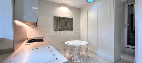 Вилла с 3 комнатами в Сирмионе, Италия № 79986 14