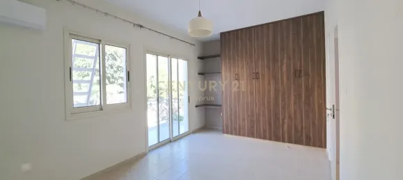 3 chambres Villa à Pyrgos, Cyprus No. 5787 4