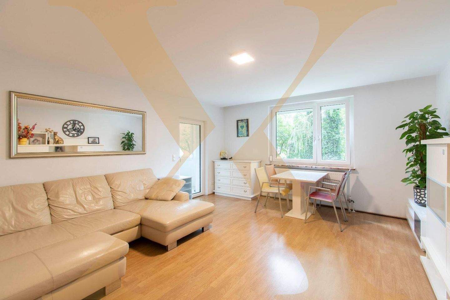 4غرفة شقة في Linz, Austria رقم 85071