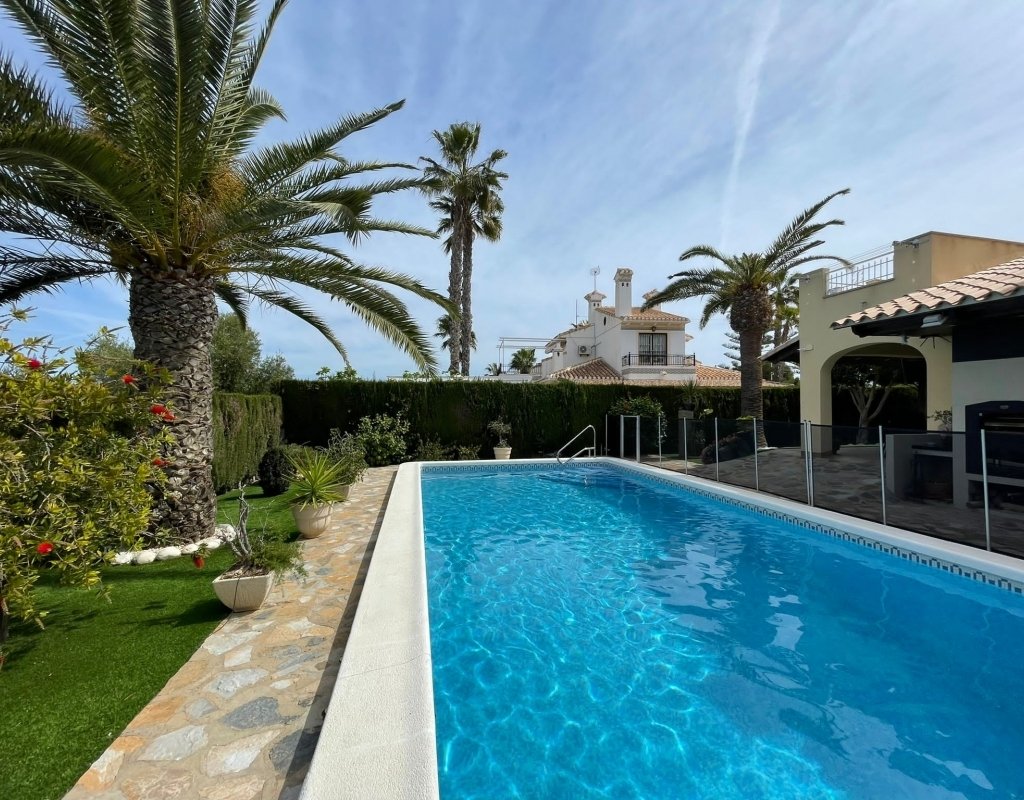 Дом с 3 спальнями в Кабо Роиг, Испания № 285513