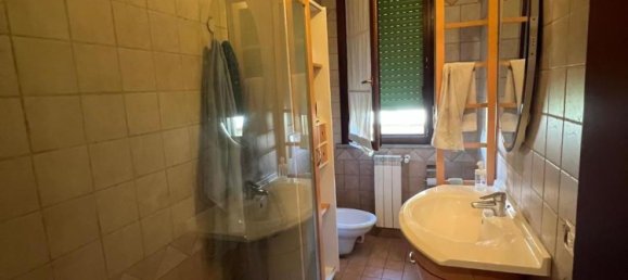 4 bedrooms Apartment in Ponsacco, Italy No. 331679 16