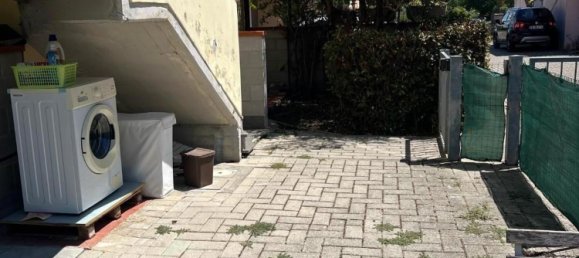 4 bedrooms Apartment in Ponsacco, Italy No. 331679 10