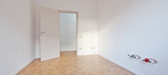 1 bedroom Apartment in Mondovì, Italy No. 168545 2