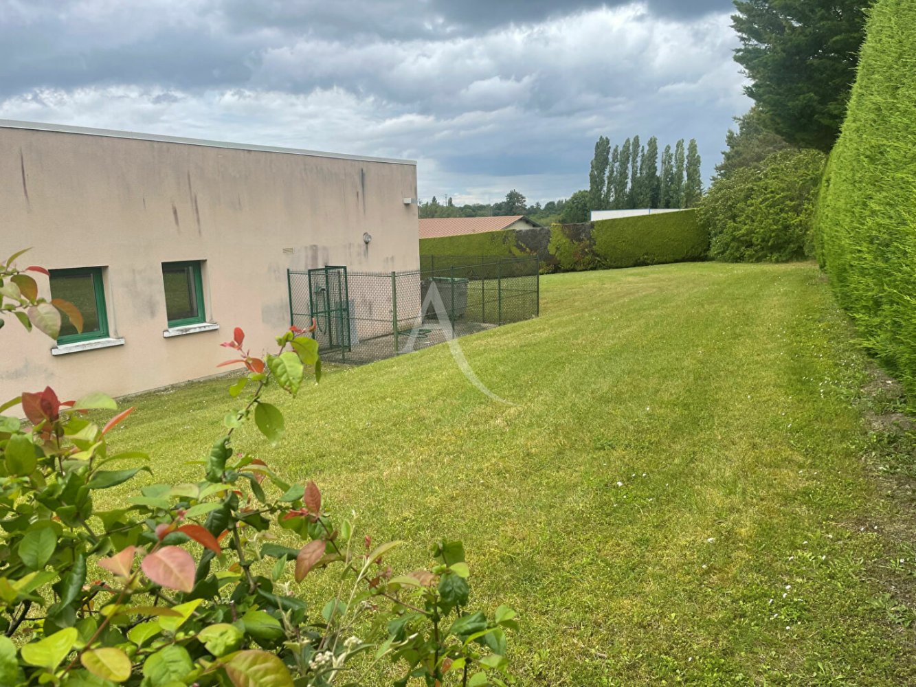 Gewerbliche Immobilie in Selles-sur-Cher, France 180m², Nr. 63235
