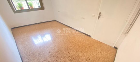 Apartamento de 3 dormitorios en Horta-Guinardó, Spain No. 153063 4