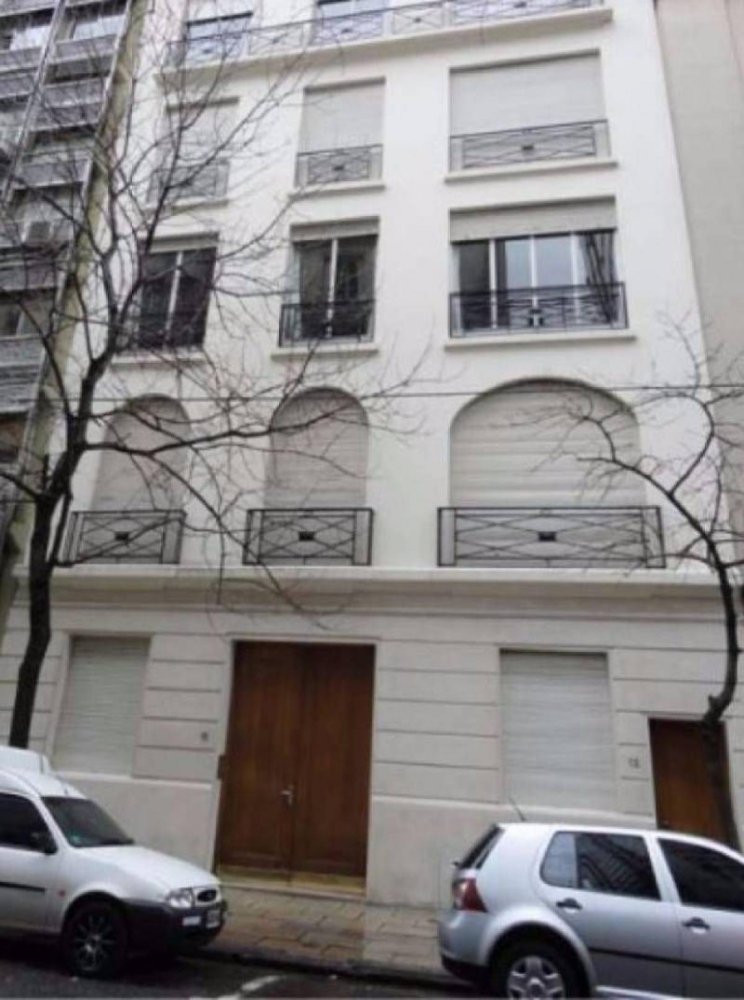 4 bedrooms Apartment in Buenos Aires, Argentina No. 67739