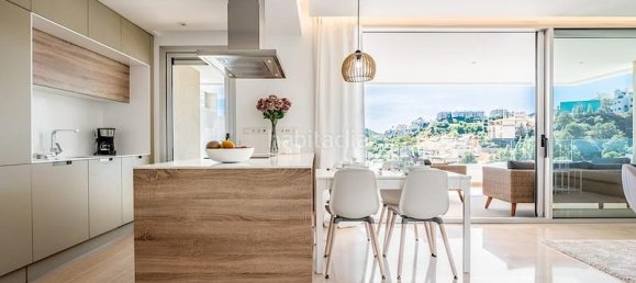 Квартира с 3 спальнями в Бенахавис, Испания № 77590 17