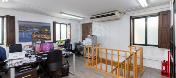 7 bedrooms House in Porto, Portugal No. 188960 13