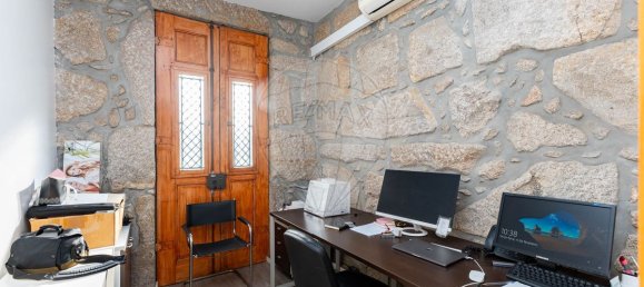 7 bedrooms House in Porto, Portugal No. 188960 10