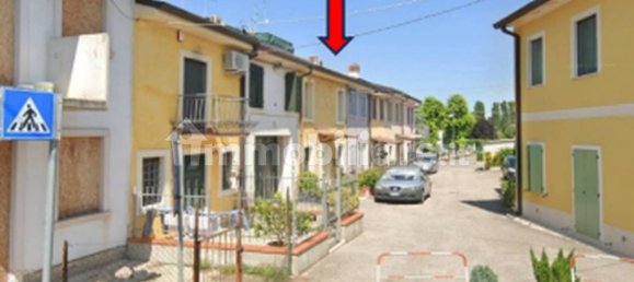 2 bedrooms Apartment in Vigasio, Italy No. 263074 8
