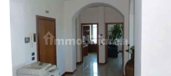 125m² Office in San Benedetto del Tronto, Italy No. 329149 5