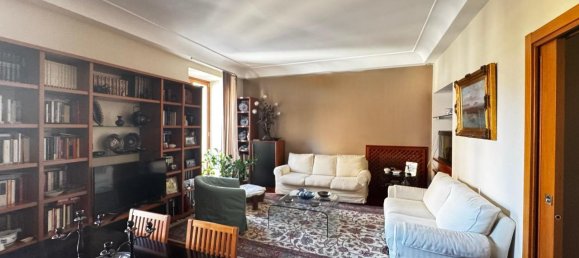 Apartamento de 5 divisões em Pozzuoli, Italy N.º 16404 5