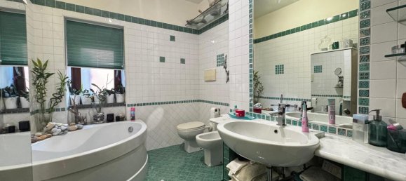 Apartamento de 5 divisões em Pozzuoli, Italy N.º 16404 24