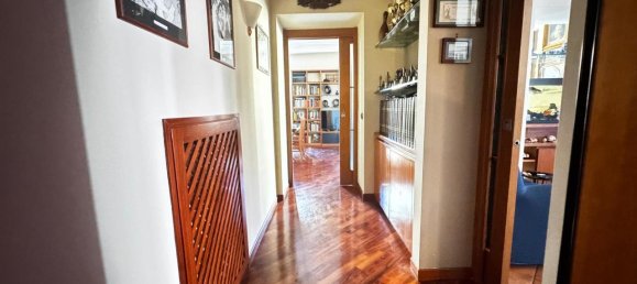 Apartamento de 5 divisões em Pozzuoli, Italy N.º 16404 20