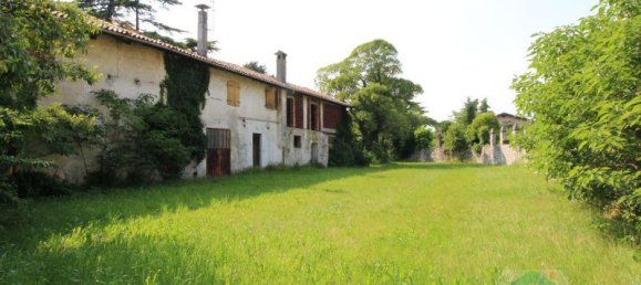 7غرفة بناية في Udine, Italy رقم 18146 14