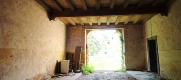 7غرفة بناية في Udine, Italy رقم 18146 8