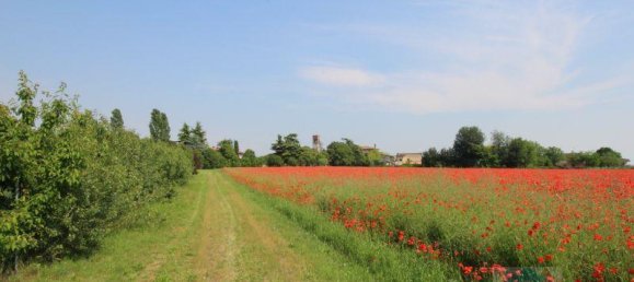 7غرفة بناية في Udine, Italy رقم 18146 7