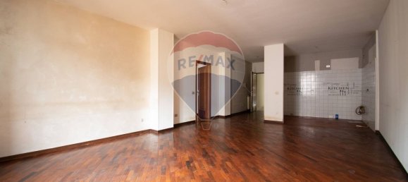 3-salle Appartement à Brescia, Italy No. 54285 21