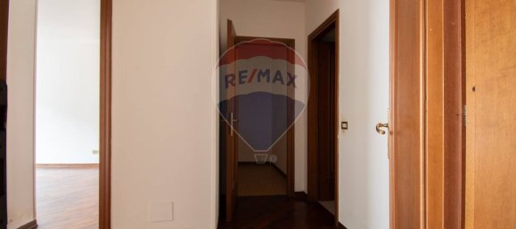 3-salle Appartement à Brescia, Italy No. 54285 23
