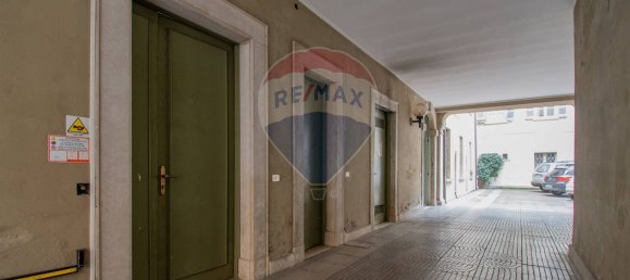 3-salle Appartement à Brescia, Italy No. 54285 3